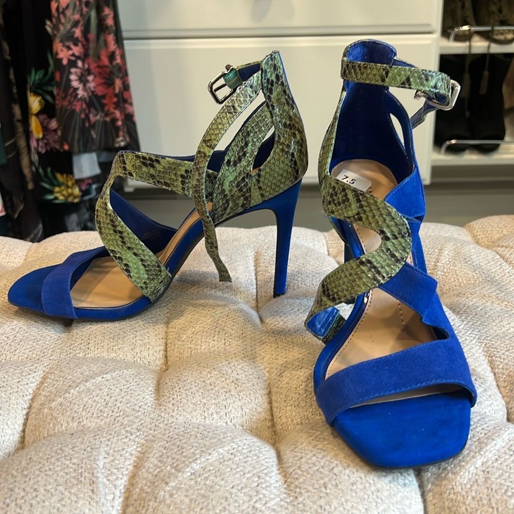 NWOT Gianni Bini heels, size 7.5M